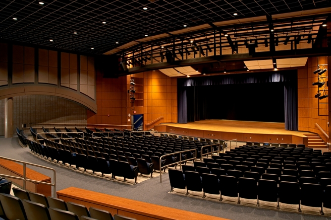auditorium / theater space in the technical school